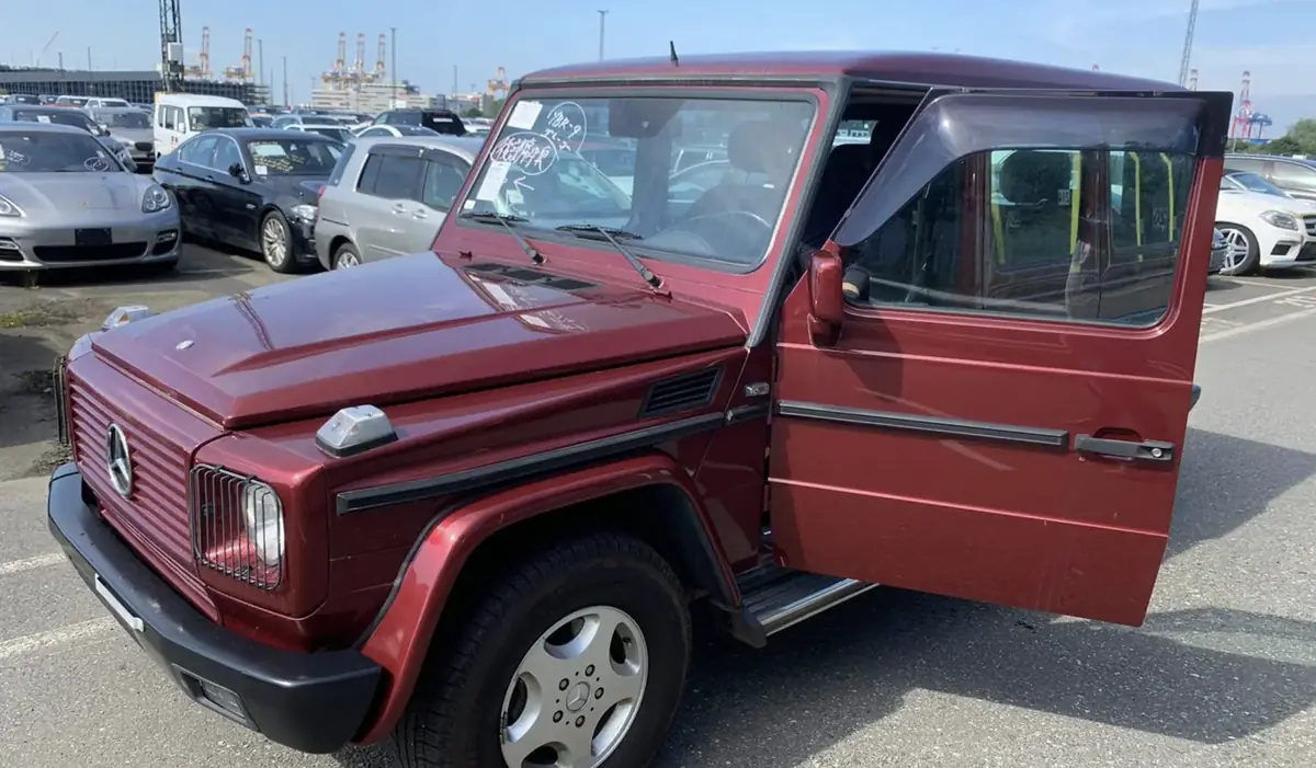Unfallgutachter Borna: Fahrzeugbewertung einer Mercedes G-Klasse